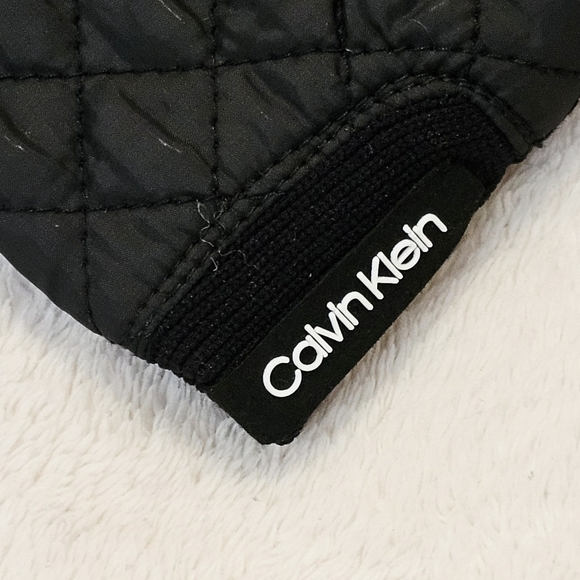 NWOT Calvin Klein Black Quilted Winter Gloves, Small - Picture 3 of 3